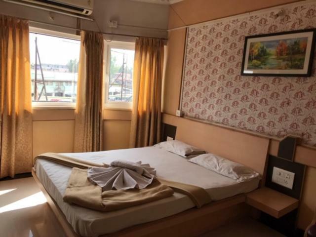 Bharati Lodge Hubli Ngoại thất bức ảnh